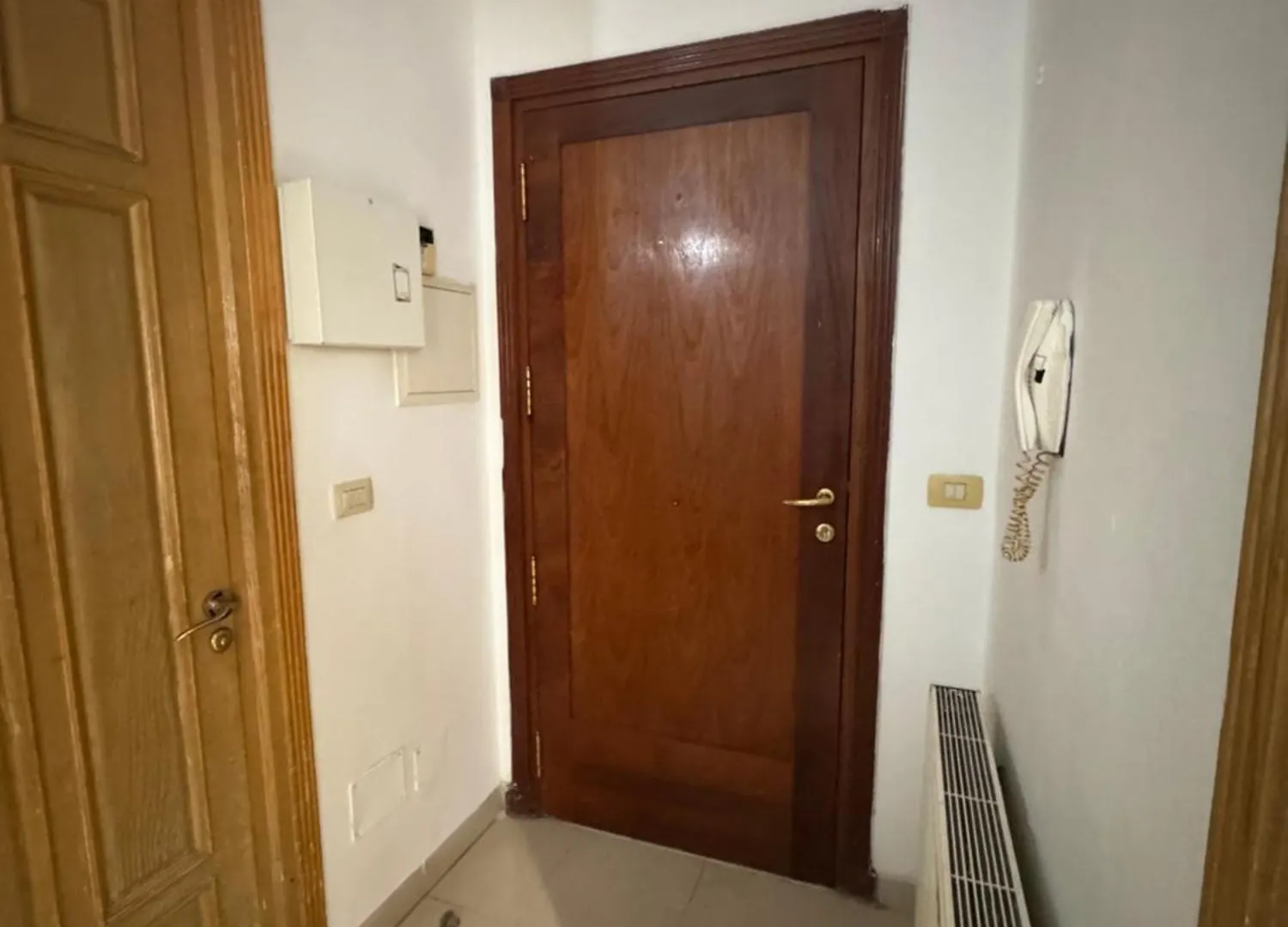 F4 With Terrace Ennasr 2 Ariana Tunis Apartment