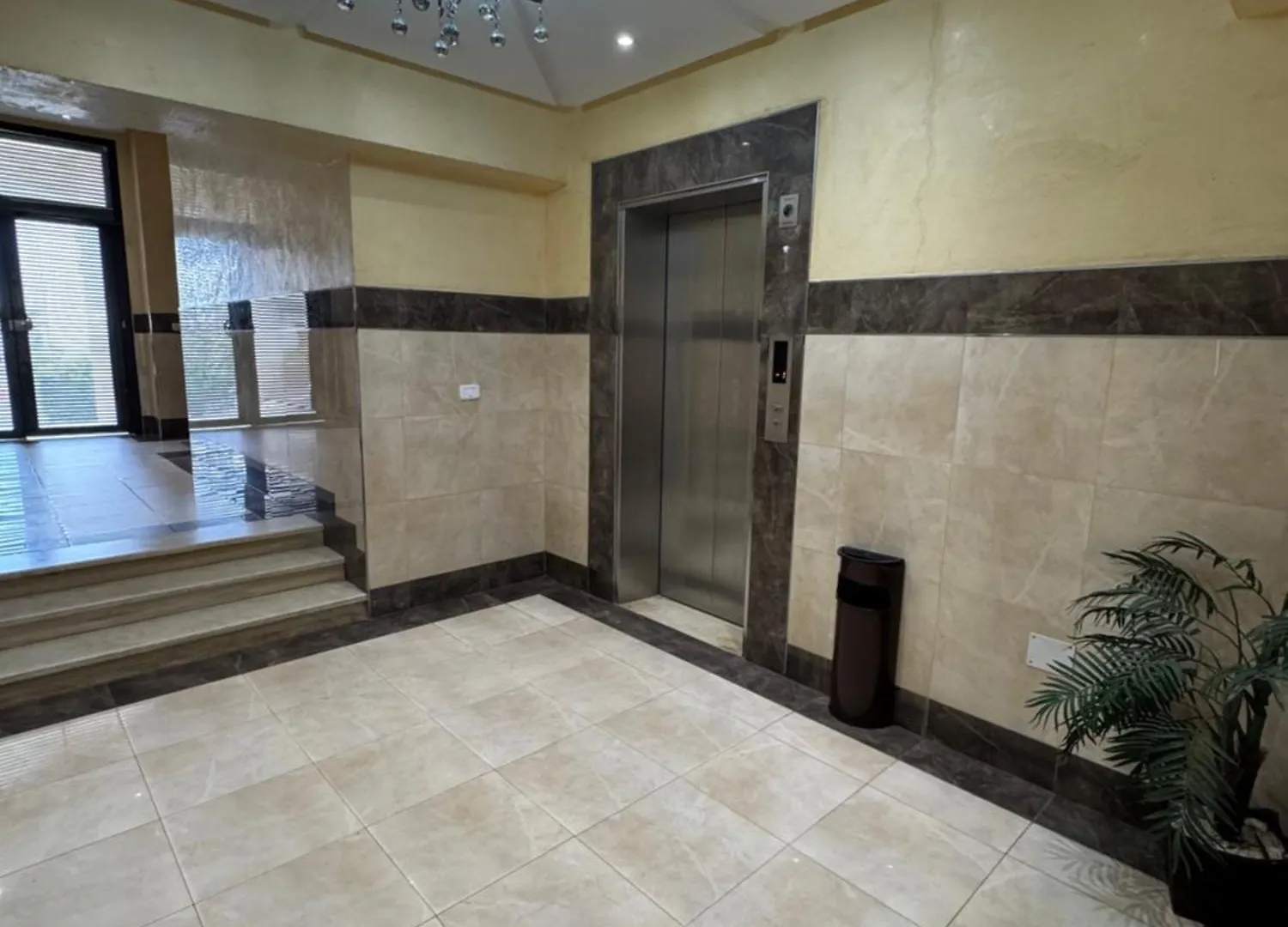F4 With Terrace Ennasr 2 Ariana Tunis Apartment